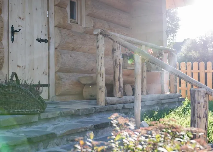 Przy Dolinie Z Sauna * كوشتيليسكا