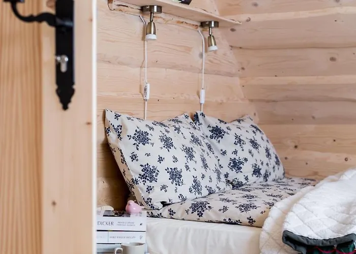 Przy Dolinie Z Sauna شاليه